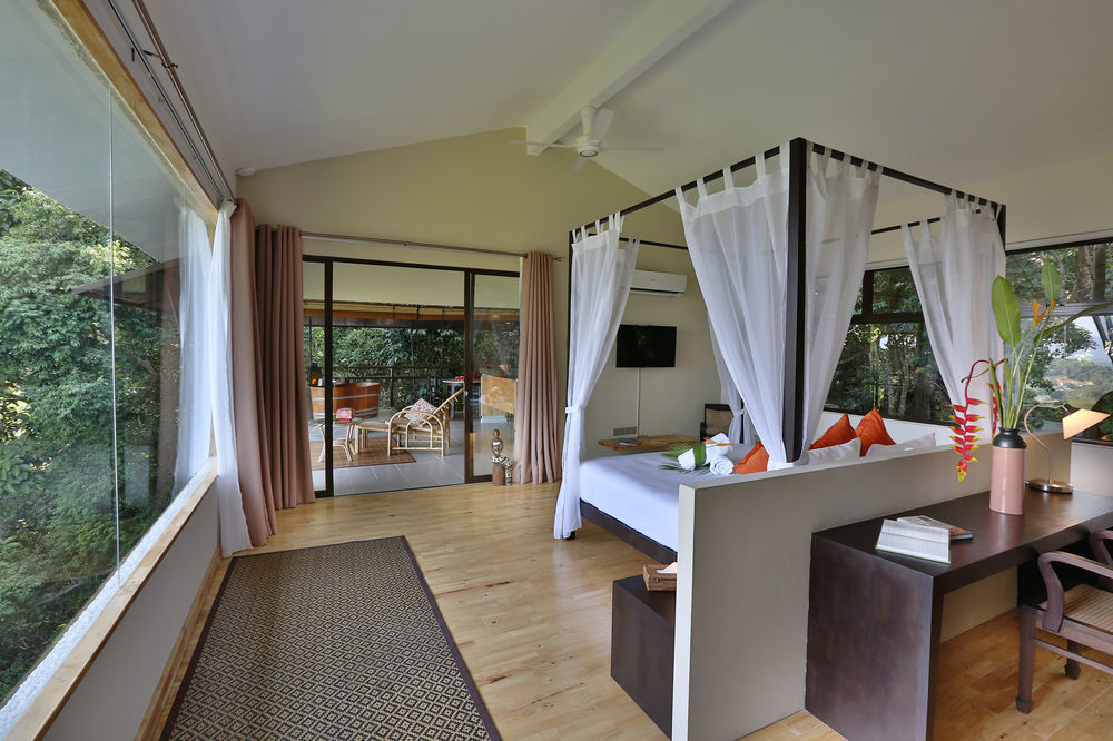 Ambong Rainforest Retreat Pantai Tengah  Dış mekan fotoğraf