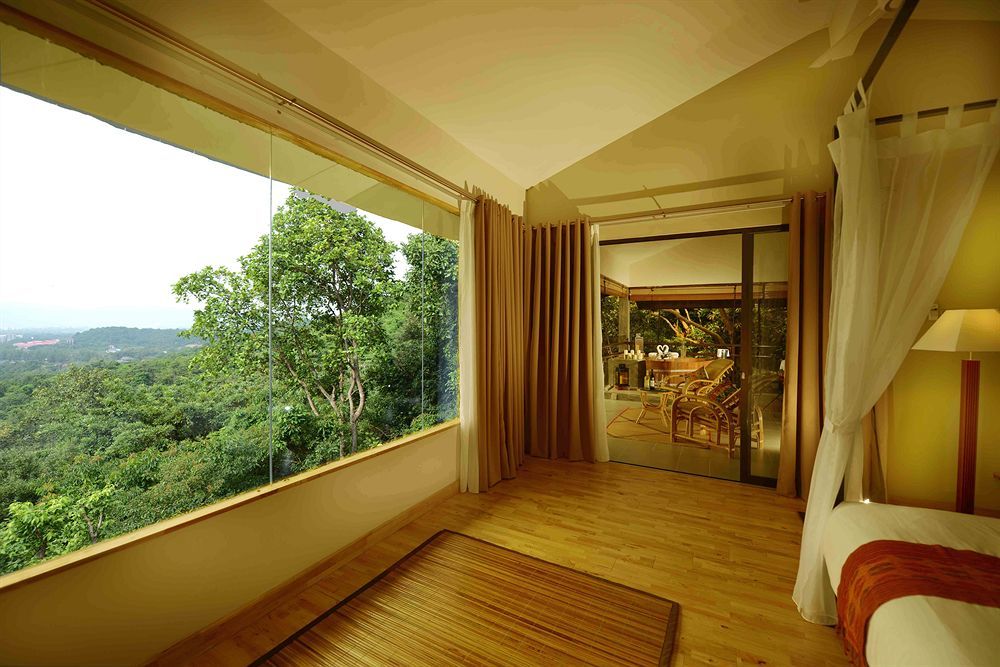 Ambong Rainforest Retreat Pantai Tengah  Dış mekan fotoğraf